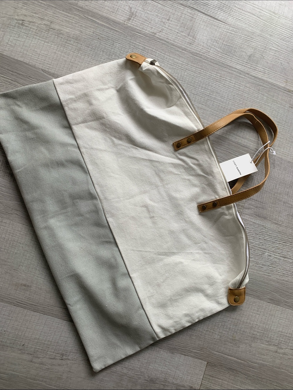 Cozy Earth - White and Grey Tote.